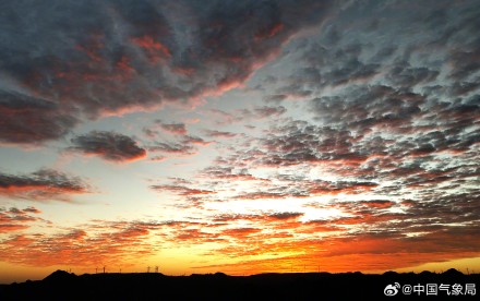 今日霜降 贵阳日出“开染坊”