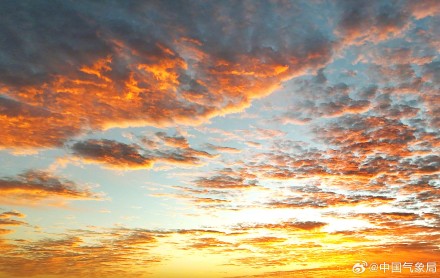 今日霜降 贵阳日出“开染坊”