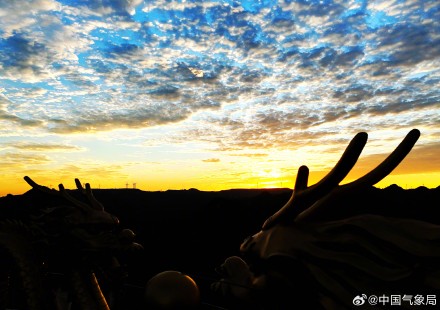 今日霜降 贵阳日出“开染坊”