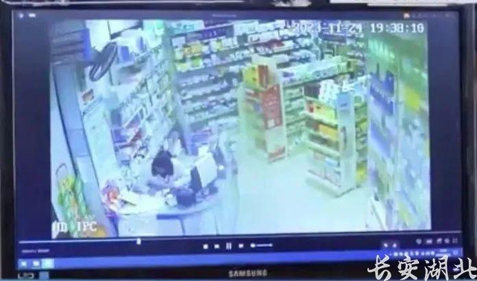 千元每片的高价药，这个小店卖了20多万？？？