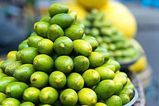 今日霜降，祝你：好柿成“霜”，喜从天“降”！