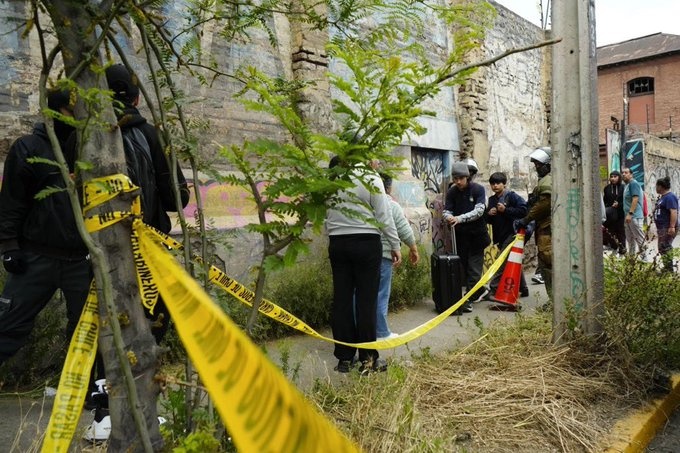 智利一学校自制燃烧弹爆炸,35名学生受伤 智利一学校自制燃烧弹爆炸,35名学生受伤