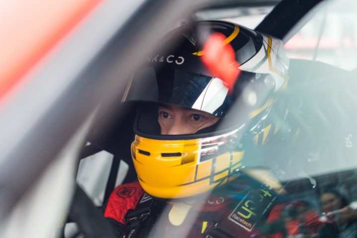 郭富城首获国家级职业赛车赛事季军 郭富城首获国家级职业赛车赛事季军