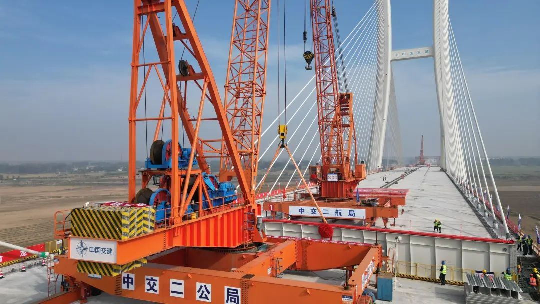顺利合龙！黄河上最长公路桥梁在河南