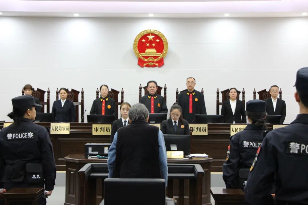 余华英死刑判决书：恶性极深、情节特别恶劣、后果极其严重！