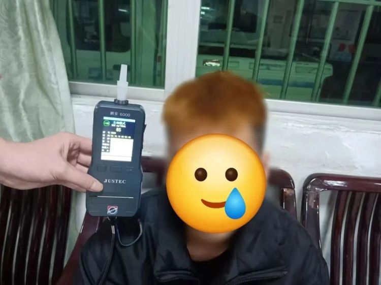 18岁当天被查！无证酒驾还套牌？“生日大礼”已收……
