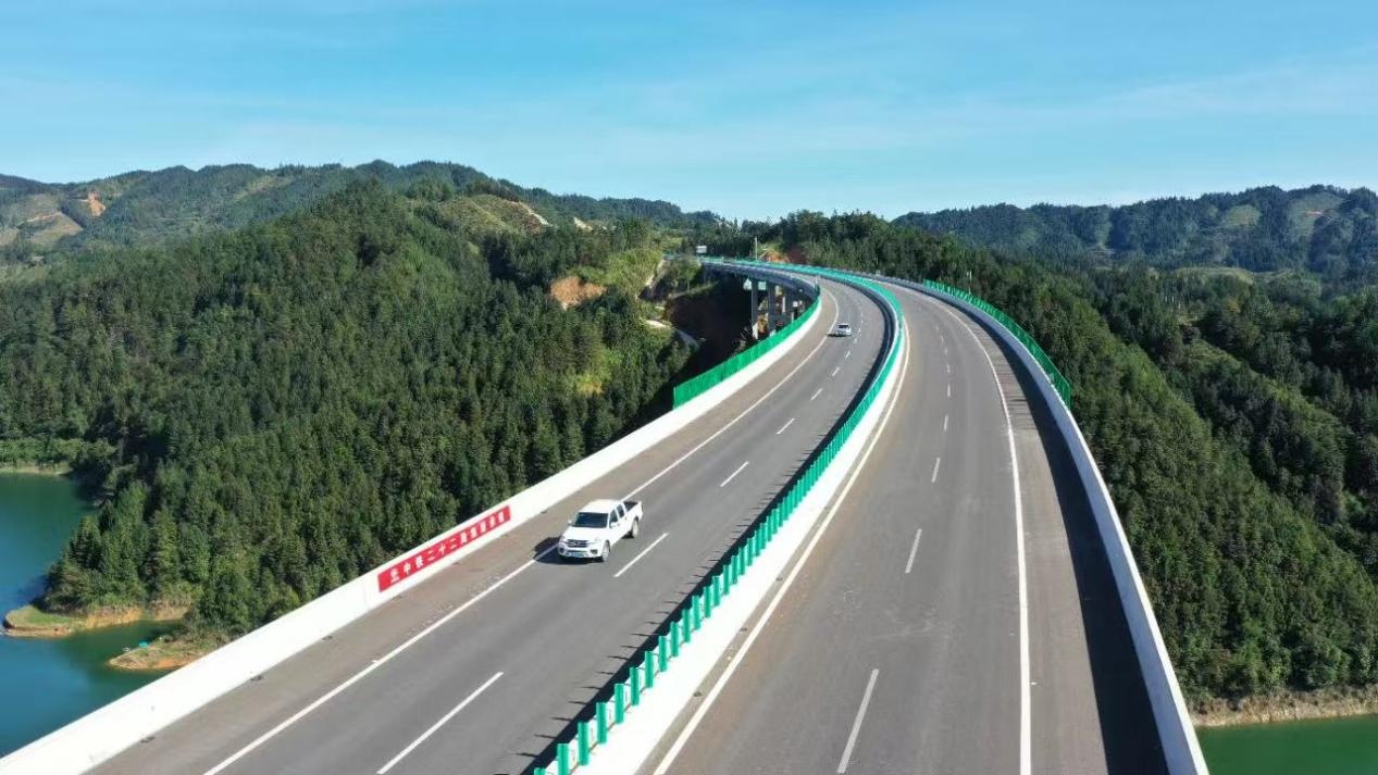 剑黎高速建成通车 贵州南北高速路网再添新通道
