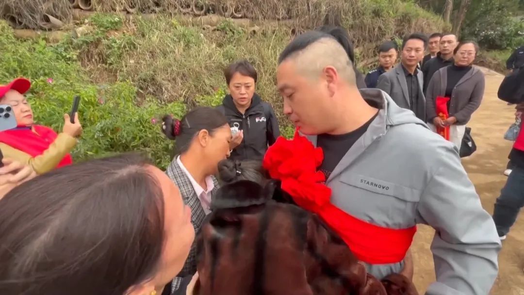 “从没想过放弃！”2岁被拐，漂泊35载的贵州小伙回家了