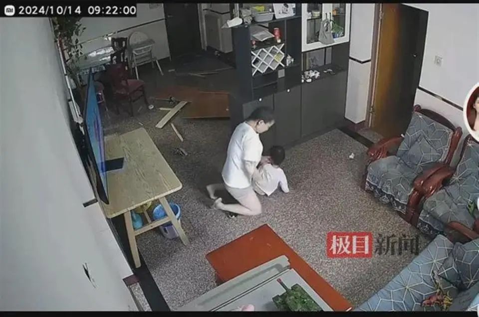 全身烧伤面积达65%,煤气爆炸她也要保护孩子!医生回应用钢丝球清创 全身烧伤面积达65%,煤气爆炸她也要保护孩子!医生回应用钢丝球清创