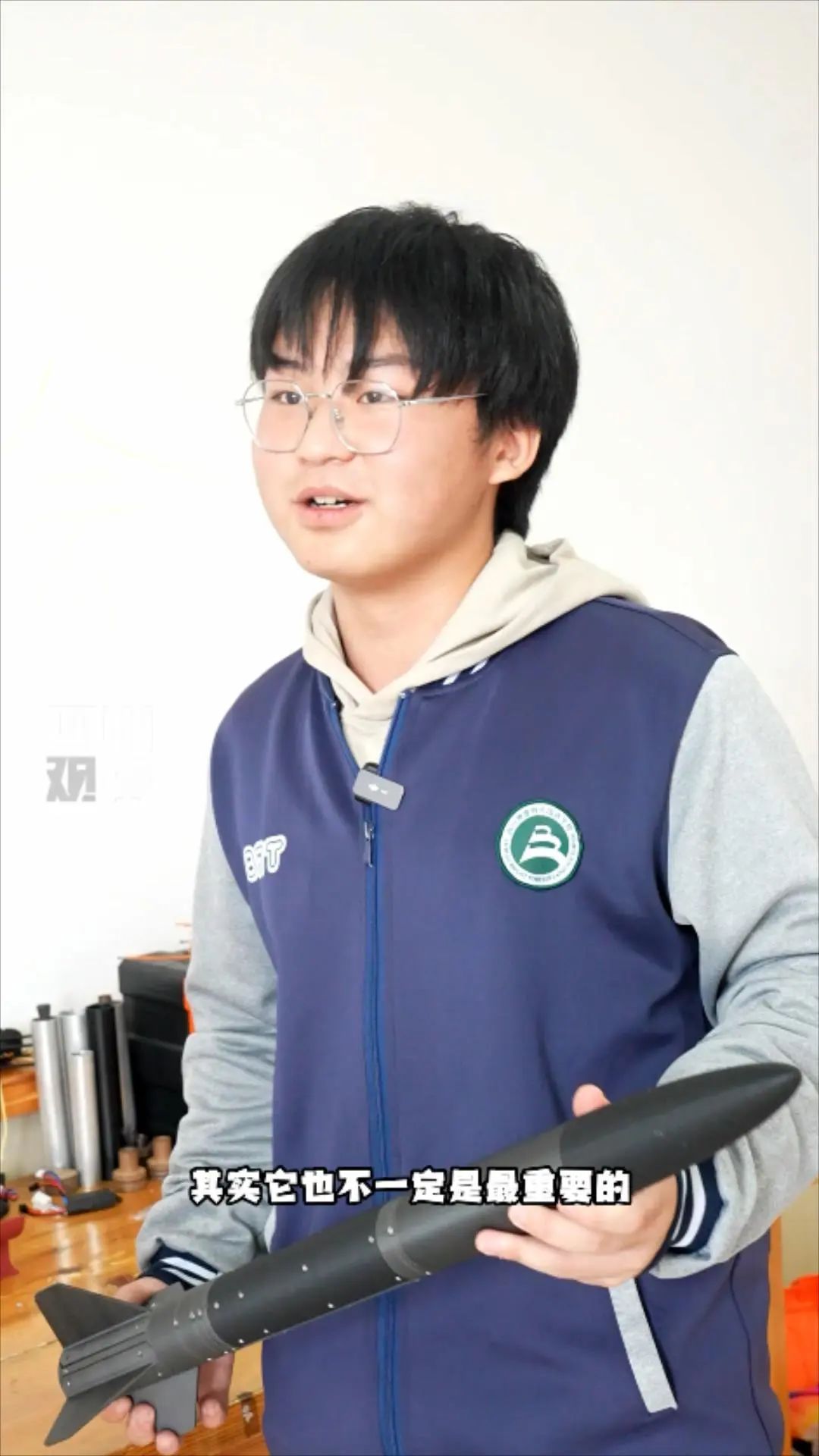 要上天！乐山14岁男孩造了枚“火箭”