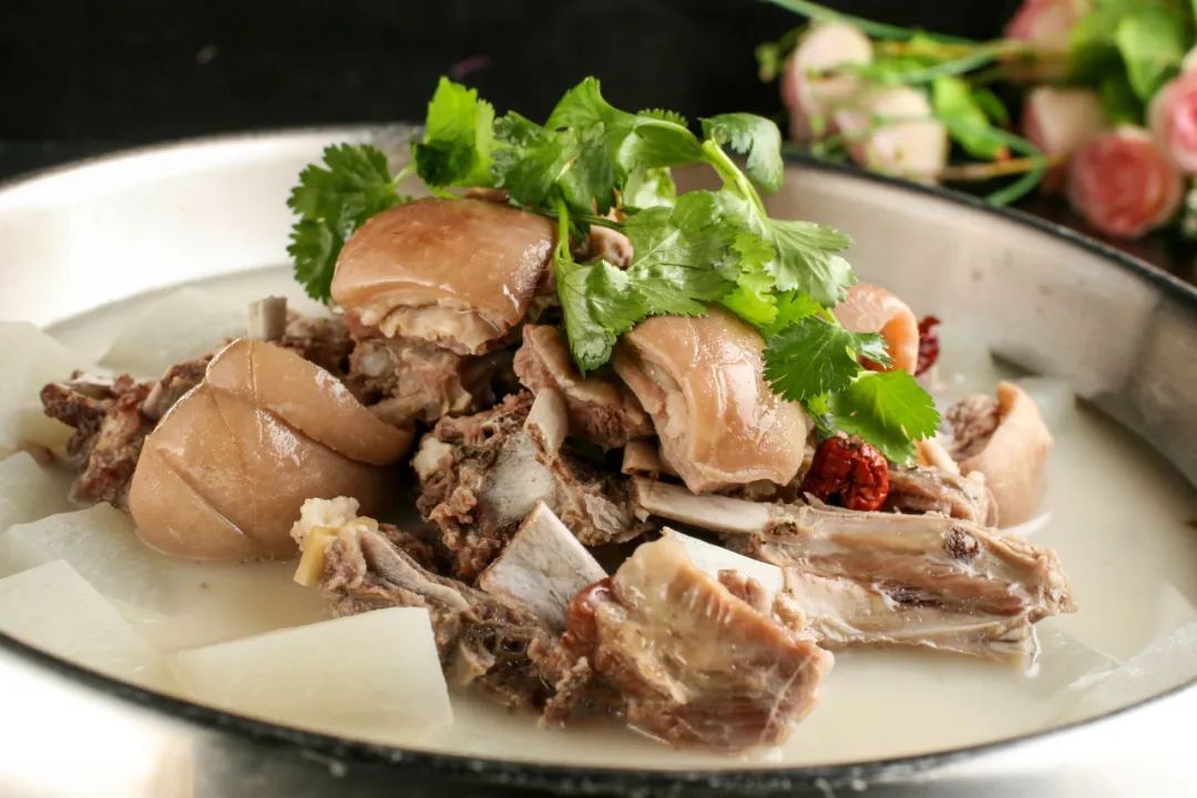 白萝卜是秋冬季节的“小人参”,介绍5种不同功效的搭配吃法 白萝卜是秋冬季节的“小人参”,介绍5种不同功效的搭配吃法