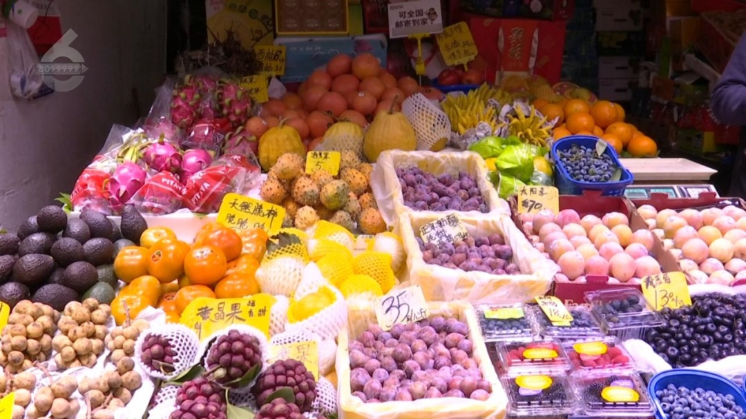 国产葡萄贴上“洋标签”,价格翻10倍?昆明市场情况→ 国产葡萄贴上“洋标签”,价格翻10倍?昆明市场情况→