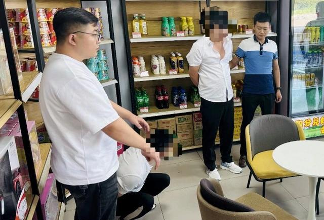 四人利用“猫池”犯罪被抓 四人利用“猫池”犯罪被抓