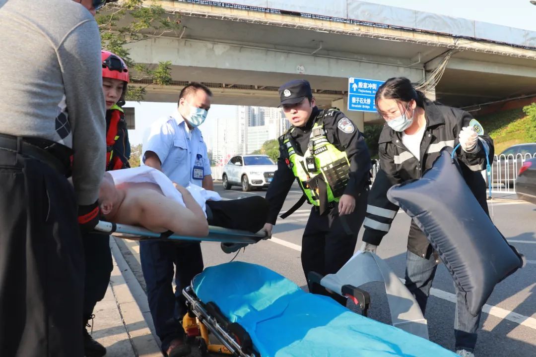 13分钟生死营救！猴子石大桥下！