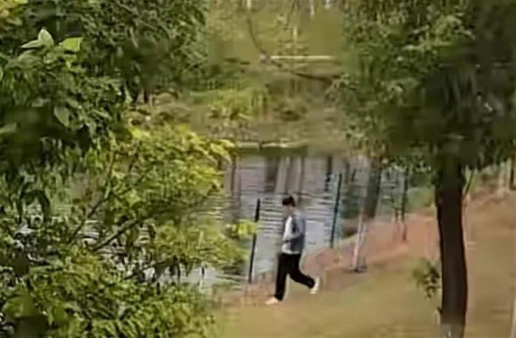 四川宜宾辅警罗文救落水人员时牺牲 年仅25岁