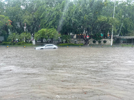 三亚打破10月单日降雨纪录