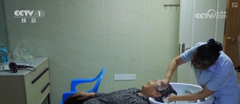 惠民利民,覆盖1.8亿人!长护险减轻失能老人家庭经济负担 惠民利民,覆盖1.8亿人!长护险减轻失能老人家庭经济负担