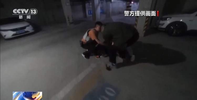 碰瓷被吊销驾照的车主 这个团伙如何精准找到作案目标? 碰瓷被吊销驾照的车主 这个团伙如何精准找到作案目标?