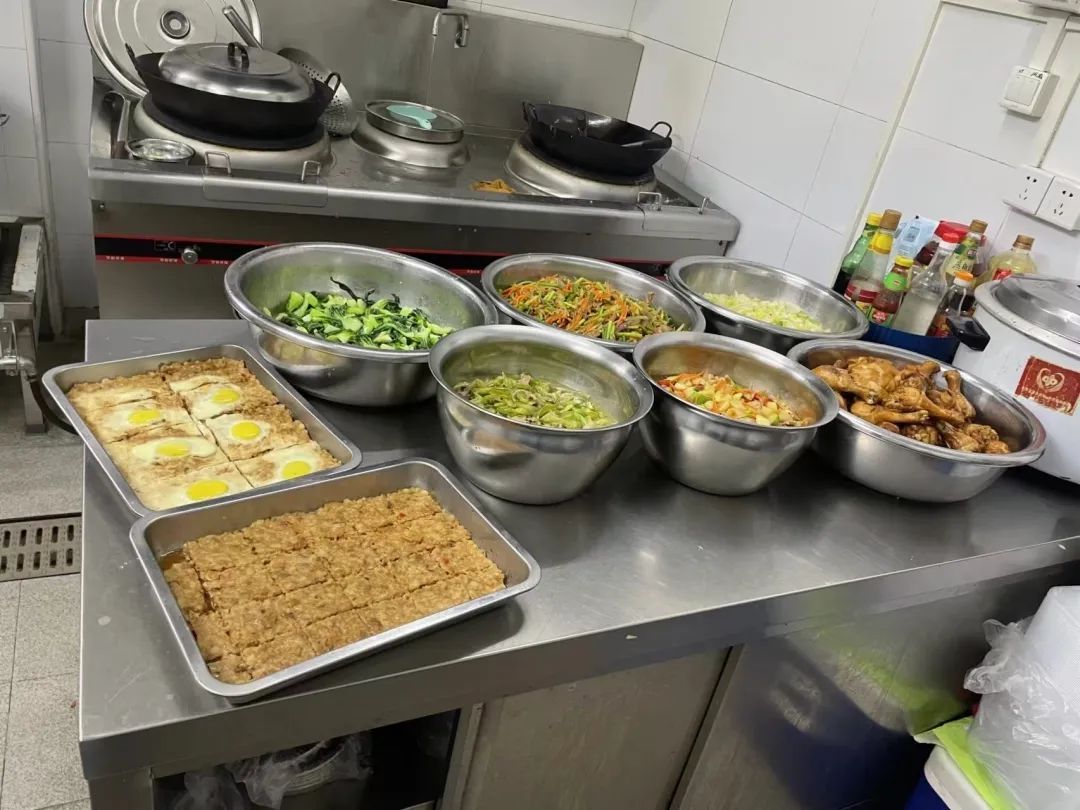 真香！一顿只需十几元，三餐不重样，网友：广州年轻人的嘴真严，我要直奔！