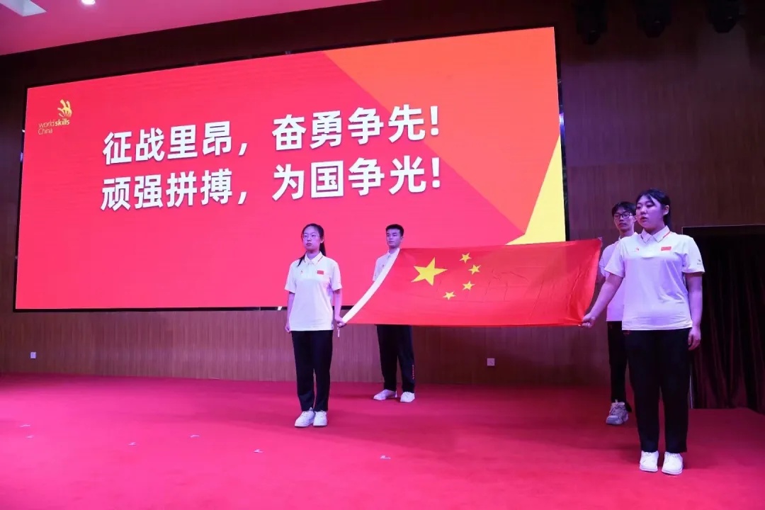 曾准备退学的19岁学生，靠一项技能逆袭成世界冠军！