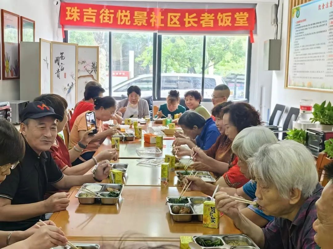 真香！一顿只需十几元，三餐不重样，网友：广州年轻人的嘴真严，我要直奔！