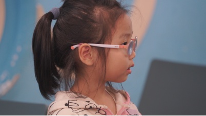 “类纸屏”、“墨水屏”、“防蓝光”真能防近视? “类纸屏”、“墨水屏”、“防蓝光”真能防近视?