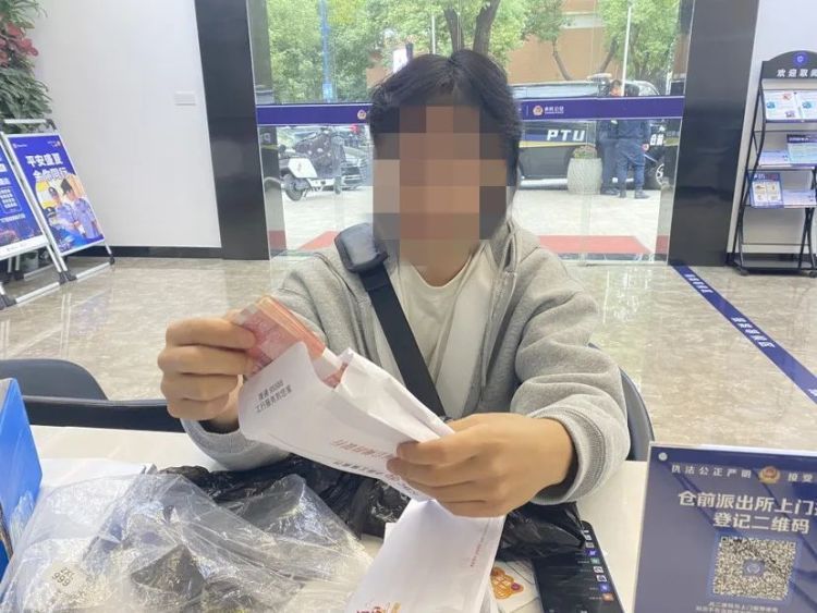 网约车司机接到订单却中途放弃生意，原来又是这个神秘包裹！