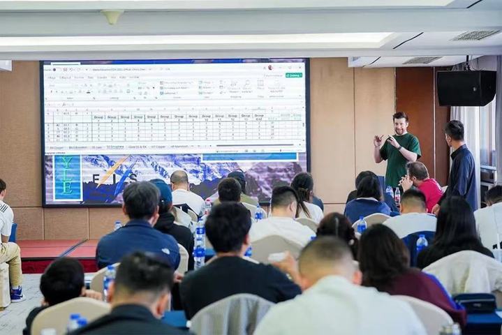 雪季临近 热爱单板滑雪的你应知这些“真相” 雪季临近 热爱单板滑雪的你应知这些“真相”