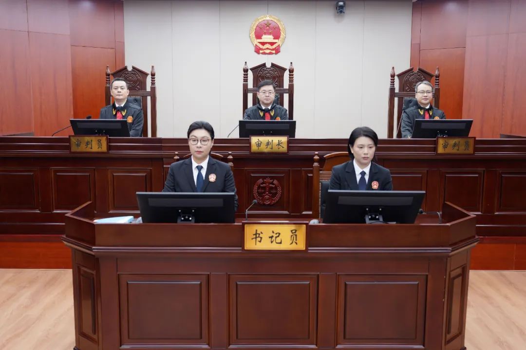 国务院国资委原副部长级干部骆玉林受贿、内幕交易案一审开庭 国务院国资委原副部长级干部骆玉林受贿、内幕交易案一审开庭