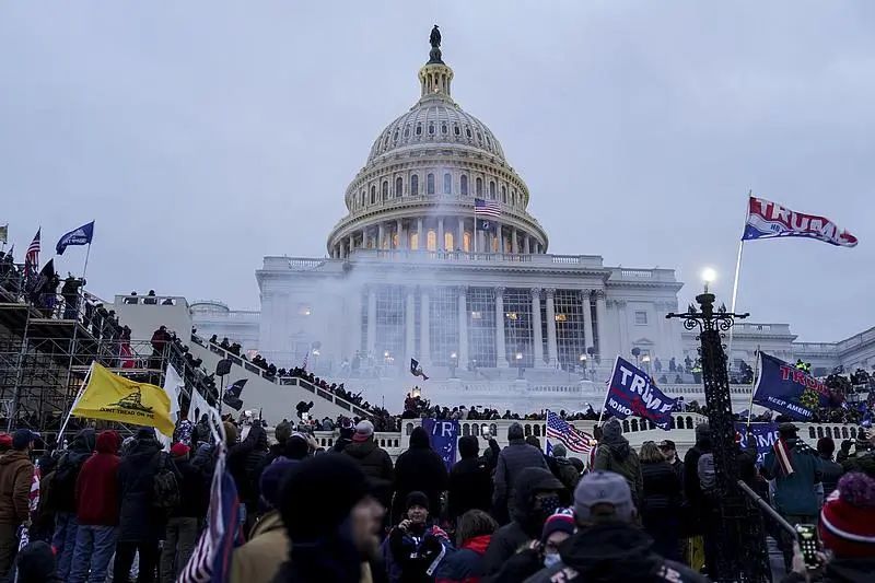 特朗普又要“官宣”胜选？