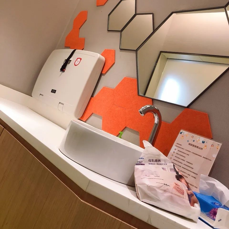 杭州不少人的尴尬!这种地方到底分不分男女?网友热议 杭州不少人的尴尬!这种地方到底分不分男女?网友热议