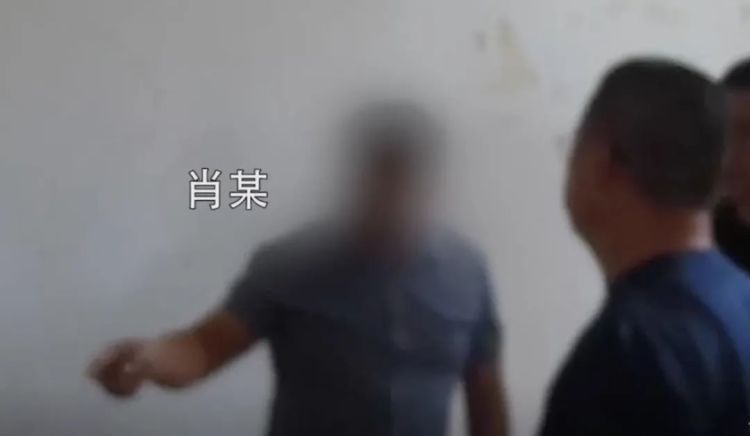 追踪破案全过程！山区隐蔽处，发现“军中茅台”