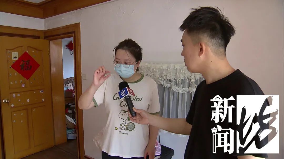 楼上一个操作,自家一片狼藉!沪一女子抓狂:有家不能住…