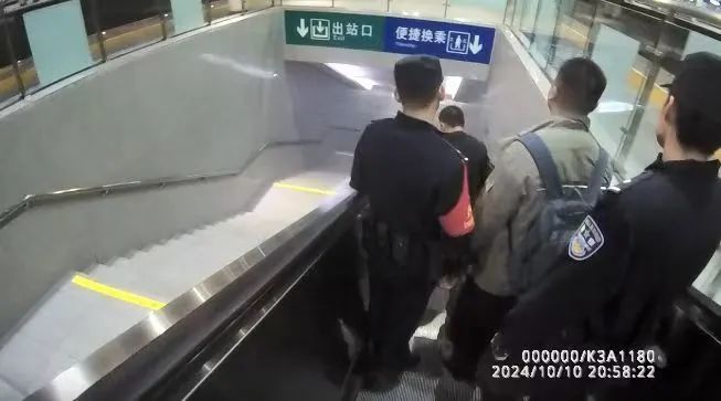 铁路警方:这些行为,罚! 铁路警方:这些行为,罚!