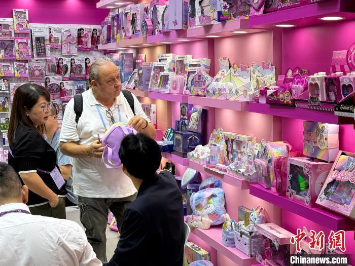 广交会观察：中国玩具业创新产品“玩”出新天地