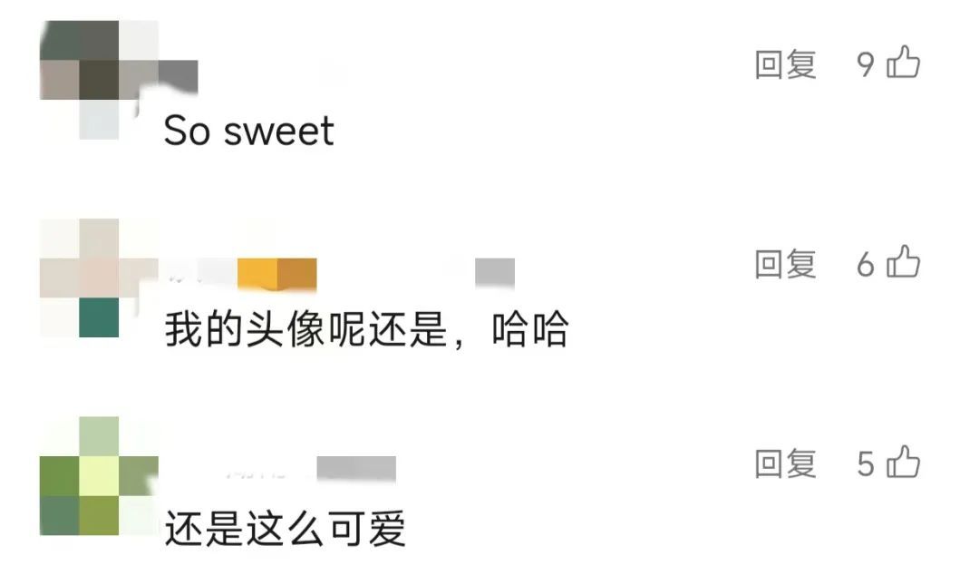 "握拳宝宝"18岁了!表情包曾拯救他的家庭!现在长这样→ "握拳宝宝"18岁了!表情包曾拯救他的家庭!现在长这样→