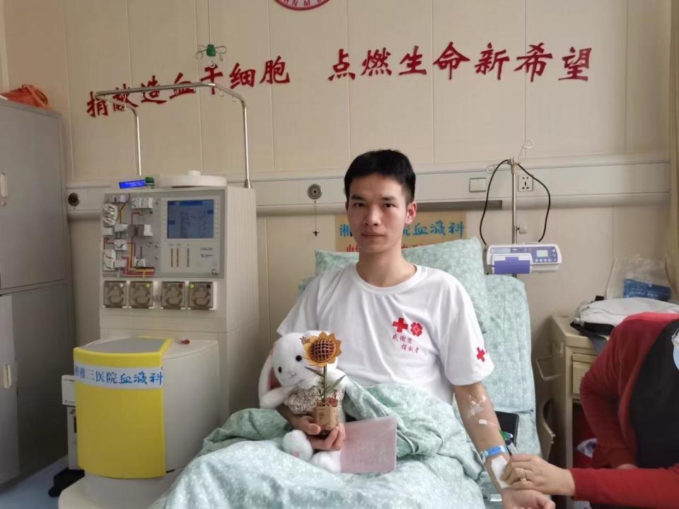 “爸爸妈妈说，有个大哥哥会救我”， 湖南大学生捐干细胞，3岁受捐女童回信令人动容