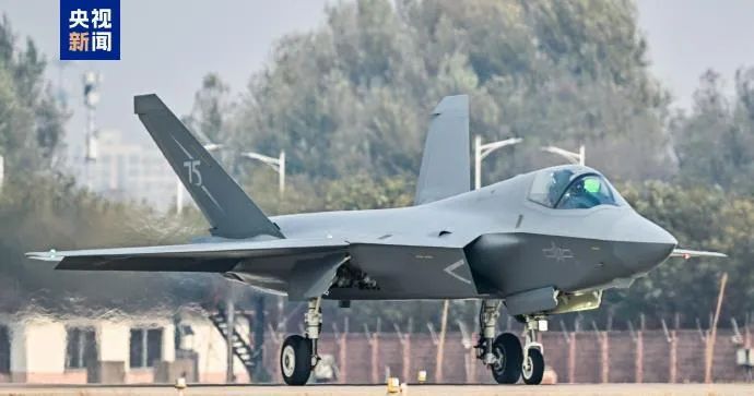 歼-35A将亮相珠海！“更牛的大国重器会陆续公开露面”