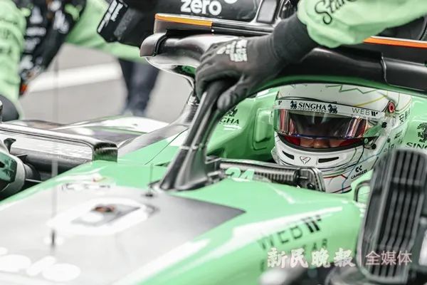 周冠宇确认赛季末离开索伯车队，将继续在F1的道路上前行