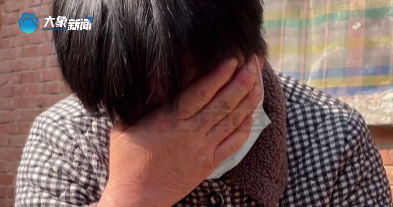 丈夫去世,妻子看到他的转账去向...“又气又恨!” 丈夫去世,妻子看到他的转账去向...“又气又恨!”