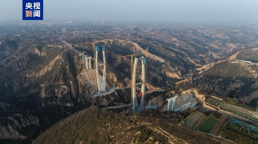 西北地区最高索塔！G244线庆阳张铁沟特大桥4号主塔主体封顶