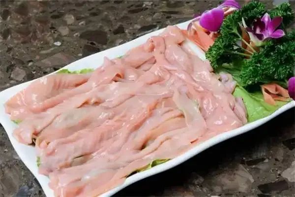 这食材吃火锅必点，黑心商家竟用甲醛来加工！