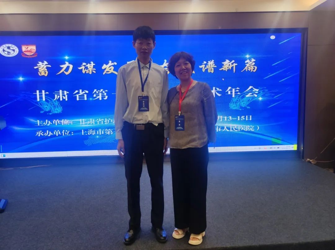 高考完就去了工地的他,一路逆袭读研!为ICU患者写下这些…… 高考完就去了工地的他,一路逆袭读研!为ICU患者写下这些……