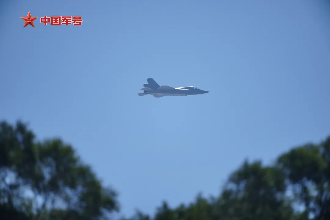 高清画面!万众期待的歼-35A来了 高清画面!万众期待的歼-35A来了