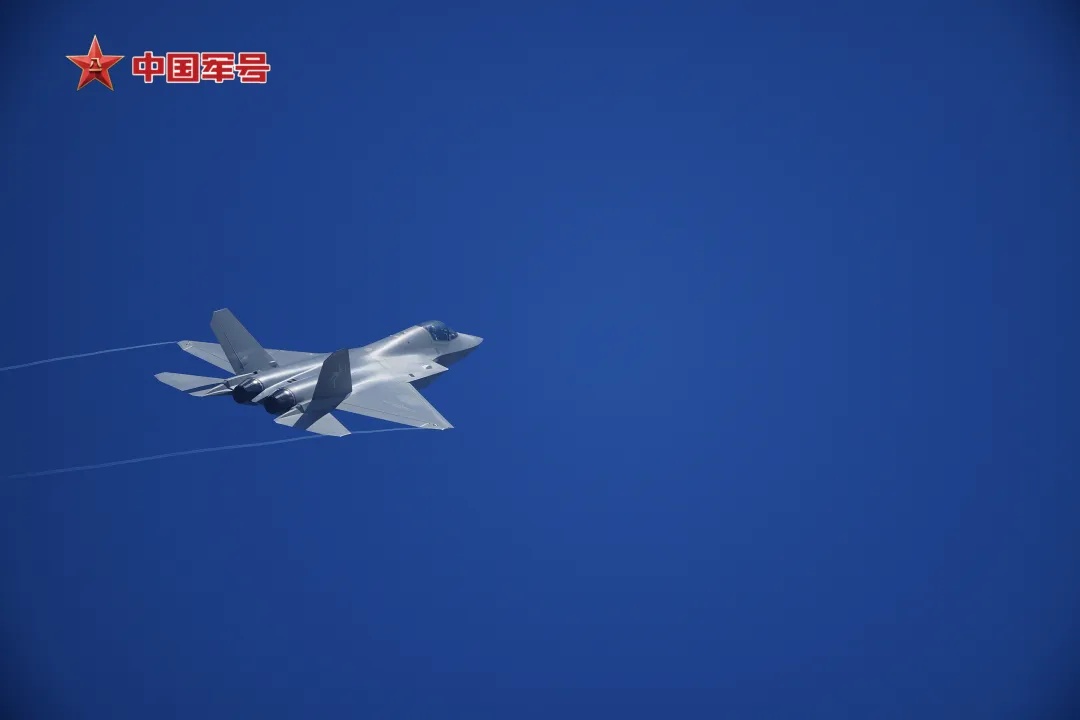 高清画面!万众期待的歼-35A来了 高清画面!万众期待的歼-35A来了
