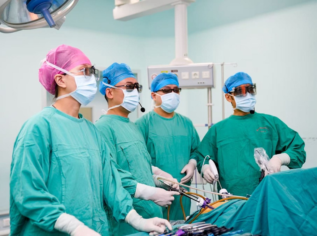 胆囊结石10年后竟成胆囊癌?专家提醒→ 胆囊结石10年后竟成胆囊癌?专家提醒→