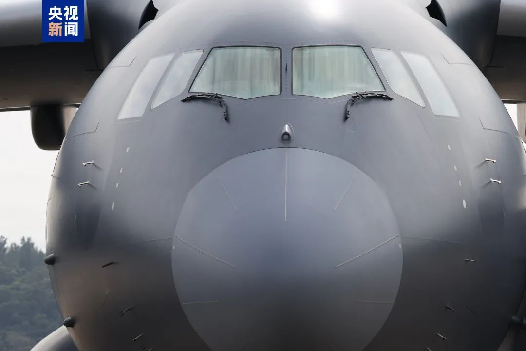 歼-35A、歼-15D接连亮相！