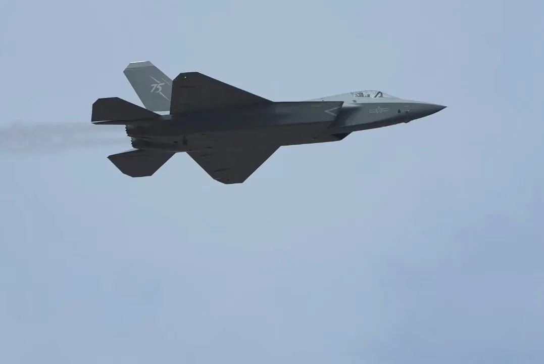 歼-35A、歼-15D接连亮相！