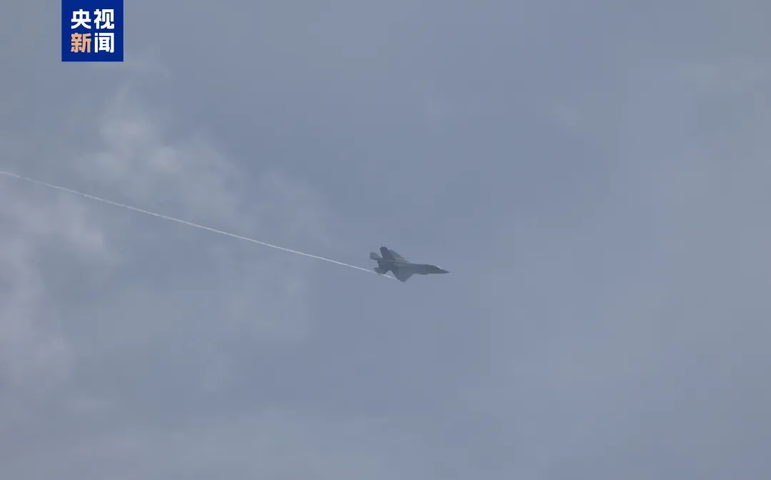 歼-35A、歼-15D接连亮相！