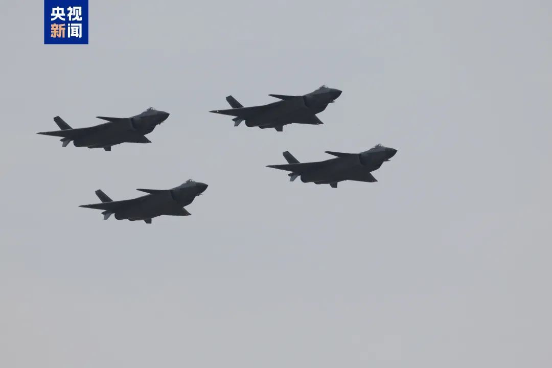 歼-35A、歼-15D接连亮相！